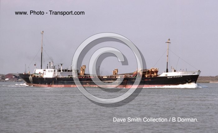 BOWTRADER  -  Dredger