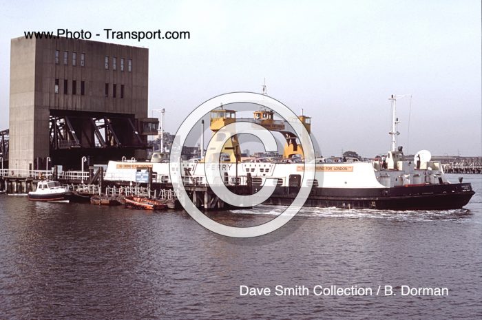 ERNEST BEVIN  - Ro Ro Cargo - Woolwich Ferry