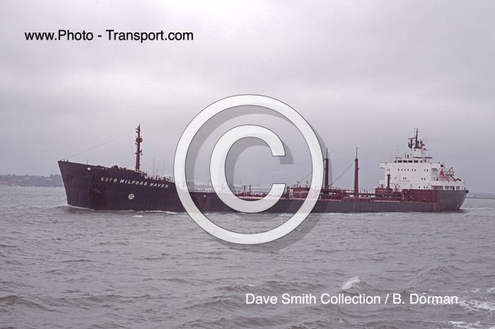 ESSO MILFORD HAVEN  - Oil Prods Tanker
