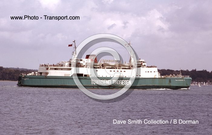 FREE ENTERPRISE II - Green Hull - Pass Ro Ro
