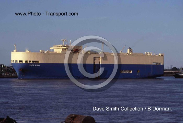 GRAND CHOICE - Vehicle Carrier