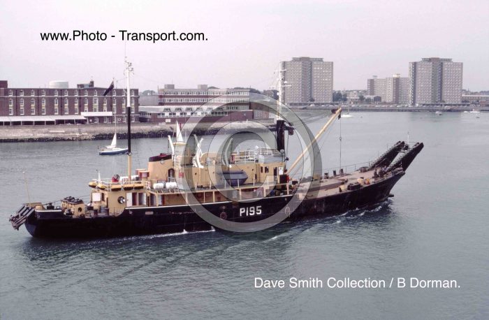 RMAS GOLDENEYE  P195  - Mooring - Salvage and Boom Defence Vessel