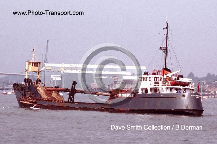 HOVERINGHAM - Dredger