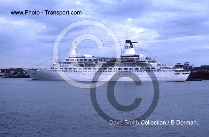 PACIFIC PRINCESS -  Pass Cruise