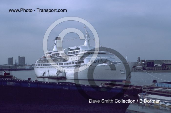 PACIFIC PRINCESS -  Pass Cruise