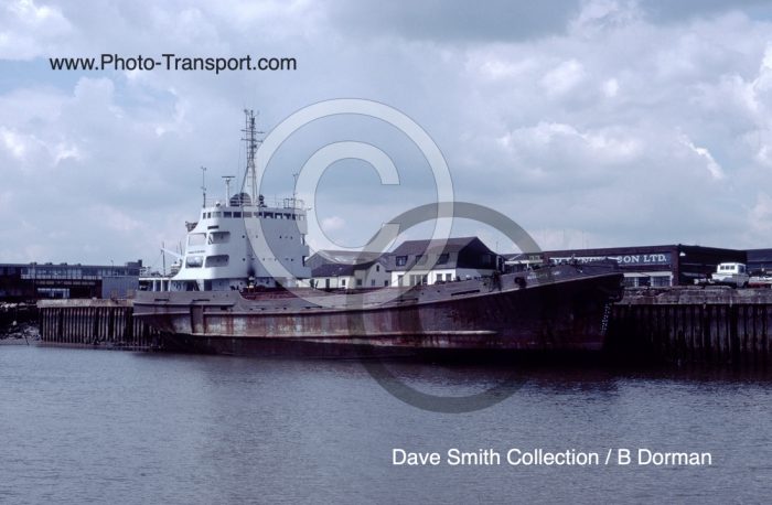 REDCLIFFE SAND - Grab Hopper Dredger