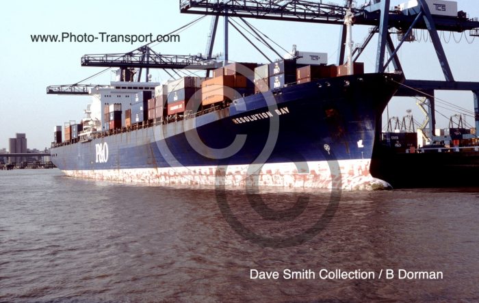 RESOLUTION BAY - Container -  Blue Hull / P&O