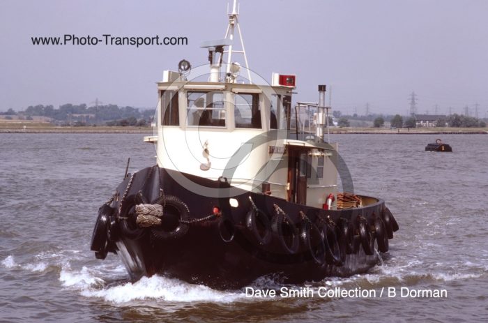 RIVER THAMES  - Pilot Vessel / Tug