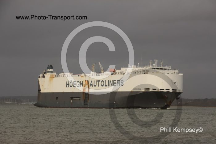 HOEGH OSAKA - Vehicle Carrier