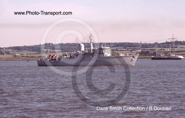 HMS CHIDDINGFOLD  M37 -   Hunt Class Minesweeper