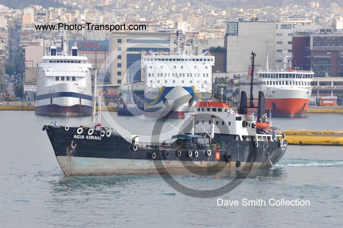 AGIA KIRIAKI -  Bunkering Tanker with ADAMANTOS KORAIS,PREVLIS and KORAIS - Pass Ferries / Ro Ro