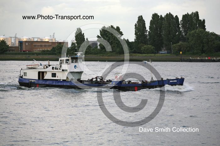 AQUA AMISIA  -  Inland Waterway Tanker