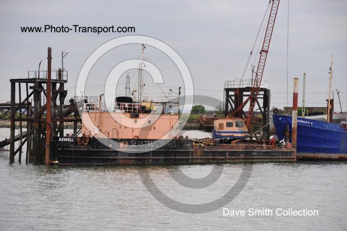 ASWELL - Crane Barge Pontoon