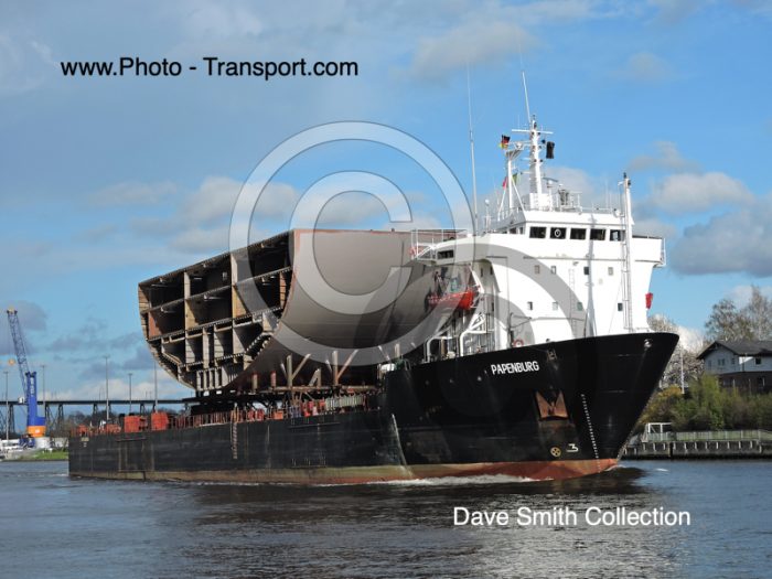 PAPENBURG - Heavy Lift Carrier