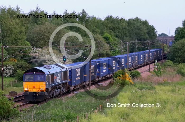 CLASS 66 No.66421 GEESTY BRIDGE TMD  (DRS)