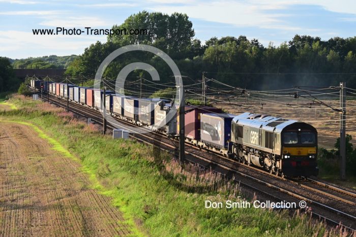 CLASS 66 No.66779 EVENING STAR  (GBRf)