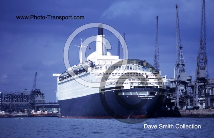 QUEEN ELIZABETH 2 -  Pass Cruise