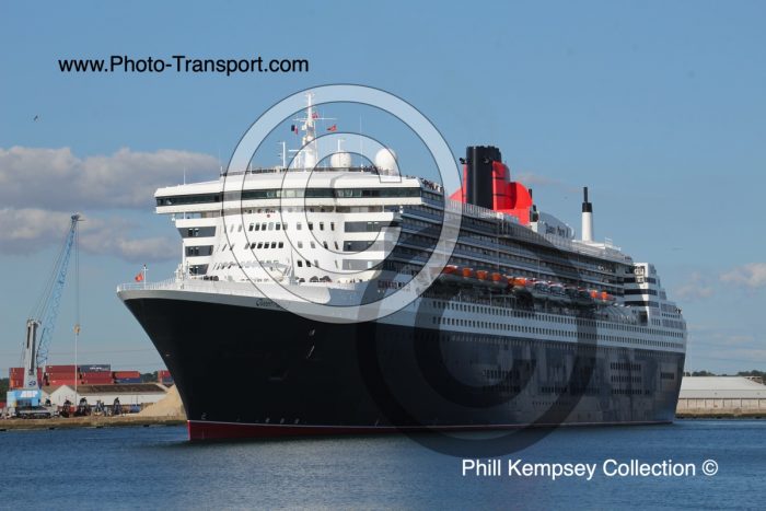 QUEEN MARY 2  - Pass Cruise