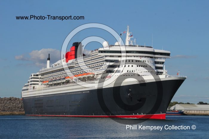 QUEEN MARY 2  - Pass Cruise