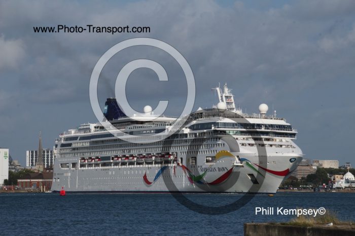 NORWEGIAN DAWN  - Pass Cruise