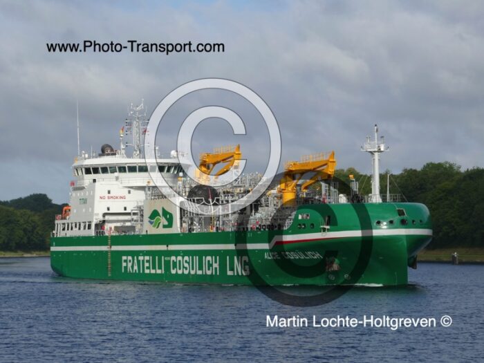 ALICE COSULICH - LNG/Oil Bunkering Tanker   