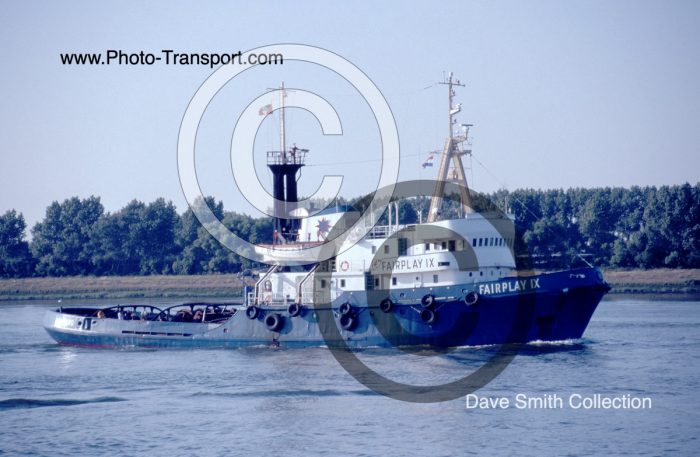 FAIRPLAY IX - Tug