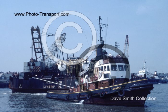 SAURIA - Tug