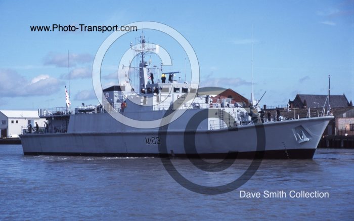 HMS CROMER M103 - Minesweeper