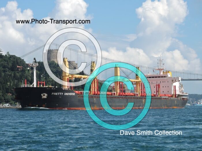 PRETTY UNIVERSE - Bulk Carrier