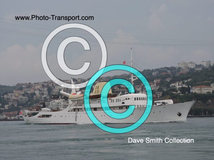 CHRISTINA  O  - Pass Cruise