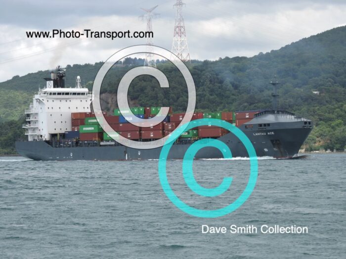 LANTAU ACE - Container