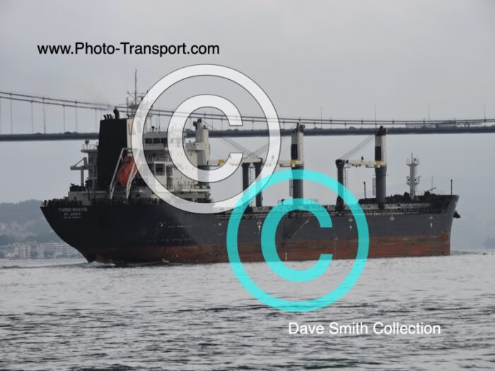THREE RIVERS - Bulk Carrier
