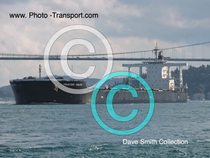 FRONTIER YOUTH - Bulk Carrier