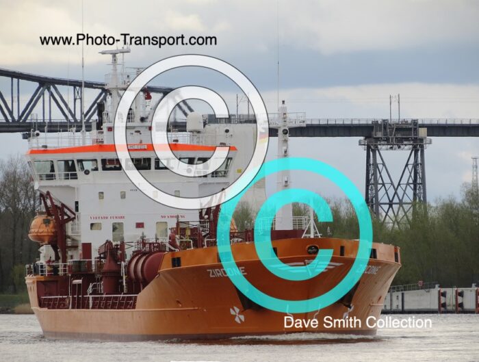 ZIRCONE   -  Bunkering Tanker