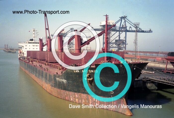 SAN ANTONIO - Bulk Carrier