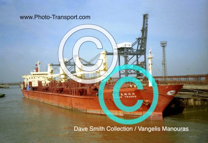 OCEAN TRADER - Bulk Carrier