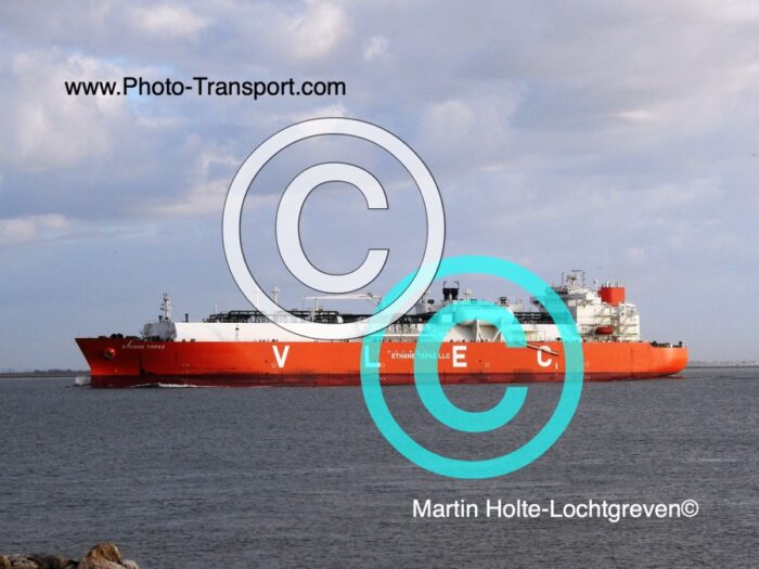 ETHANE TOPAZ  -  LPG Tanker      