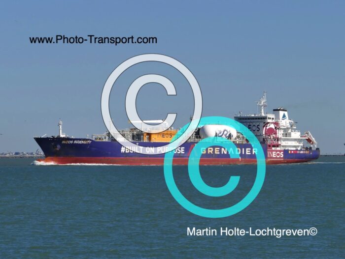 INEOS INGENUITY  -  LIQUIFIED  GAS TANKER
