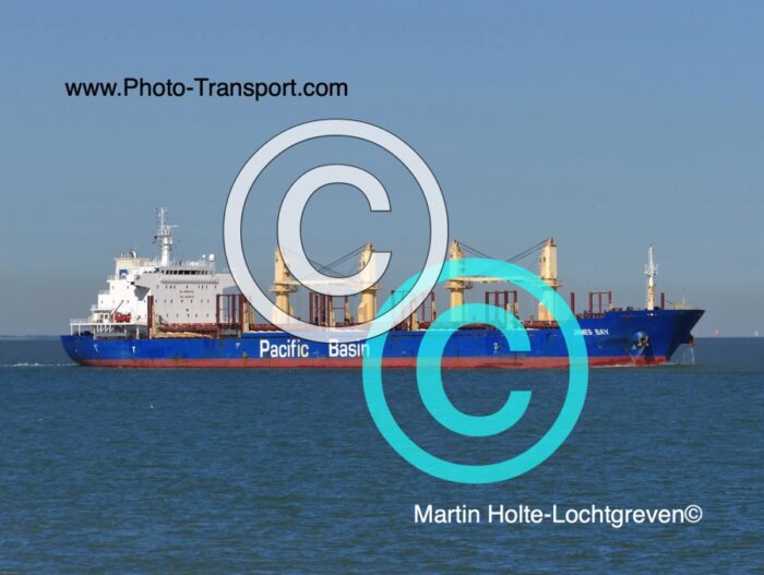 JAMES BAY   -  Bulk Carrier