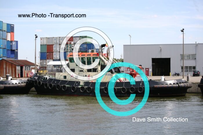 10 - ANTWERP TUG No.10 -  Tug