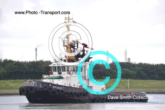 BRUGGE    -  Tug / Fire Fighting Vessel