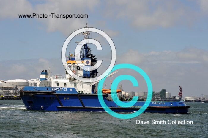 FAIRPLAY-21  -  Tug