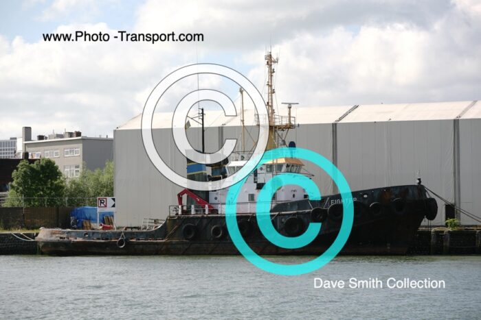 FIGHTER  -  Tug