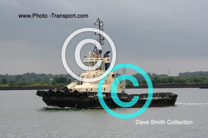 LADY MADELEINE   -  Tug  -  Svitzer Colours