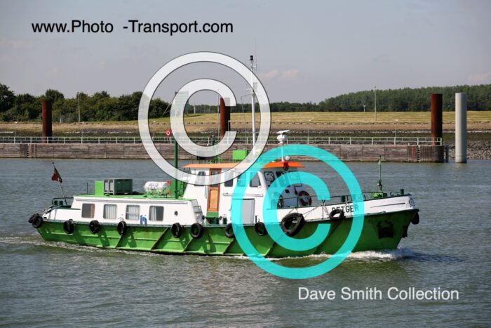 REIGER - Preserved Tug