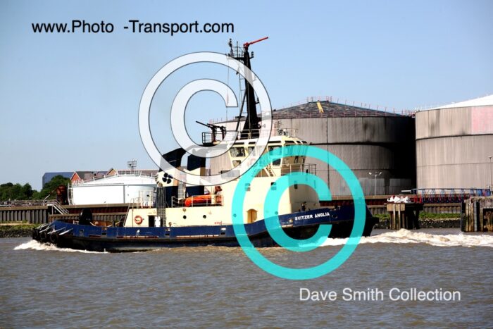SVITZER ANGLIA - Tug - Svitzer Colours