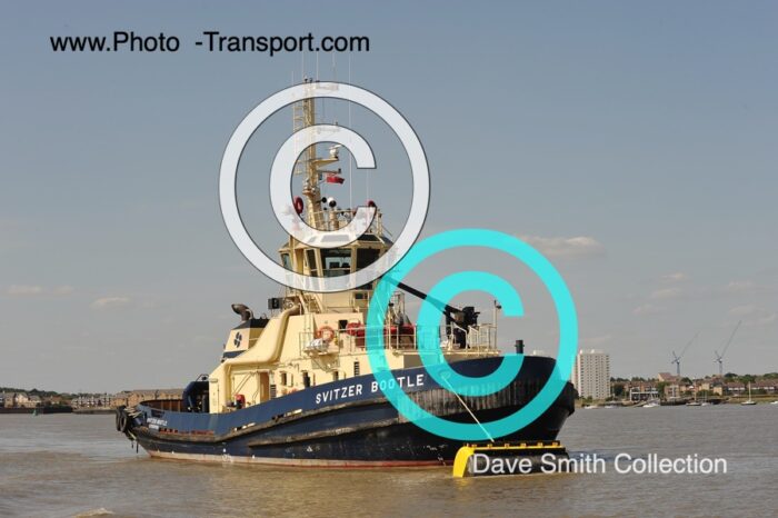 SVITZER BOOTLE - Tug - Svitzer Colours