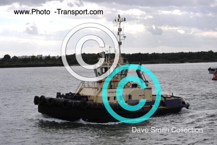 SVITZER FERRIBY - Tug - Svitzer Colours