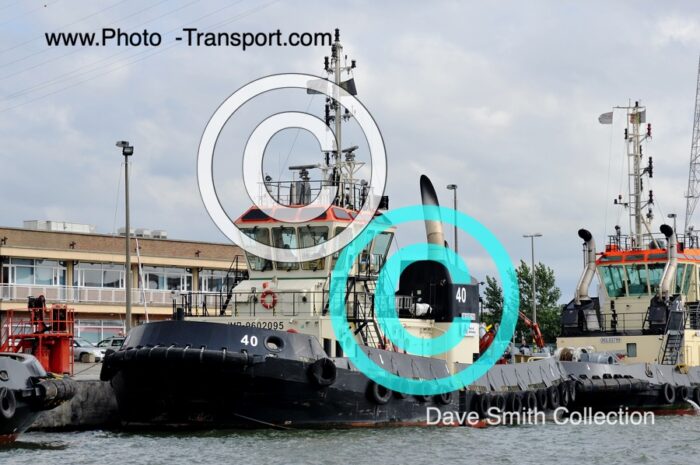40 - Tug  - Antwerp