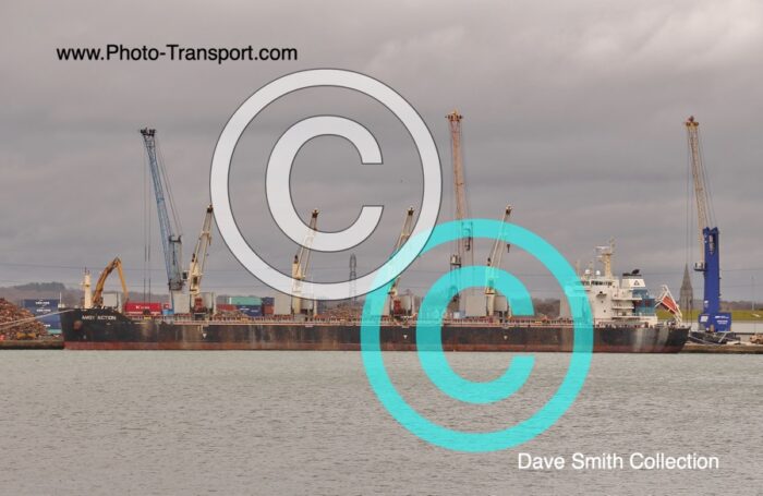 AMOY ACTION   - Bulk Carrier